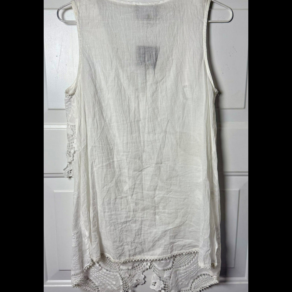 Atina Cristina Sleeveless Lace Detail Tank NWT Sizw XS