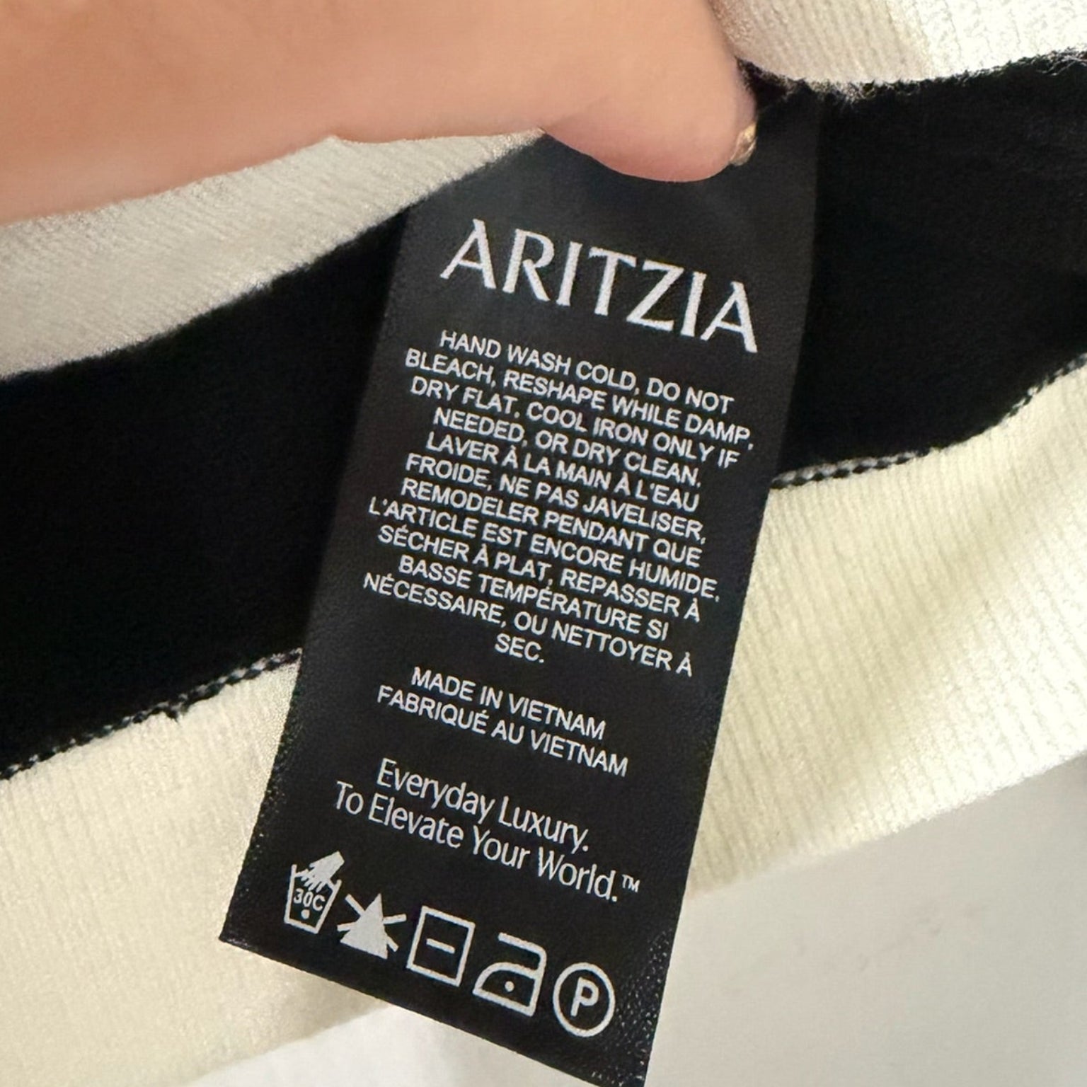 Babaton (Aritzia) Contrast Black with White Trim Knit Cardigan Size M
