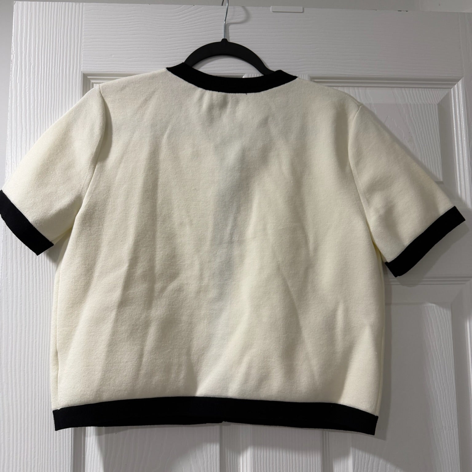 Babaton (Aritzia) Contrast Cream with Black Trim Knit Cardigan Size M