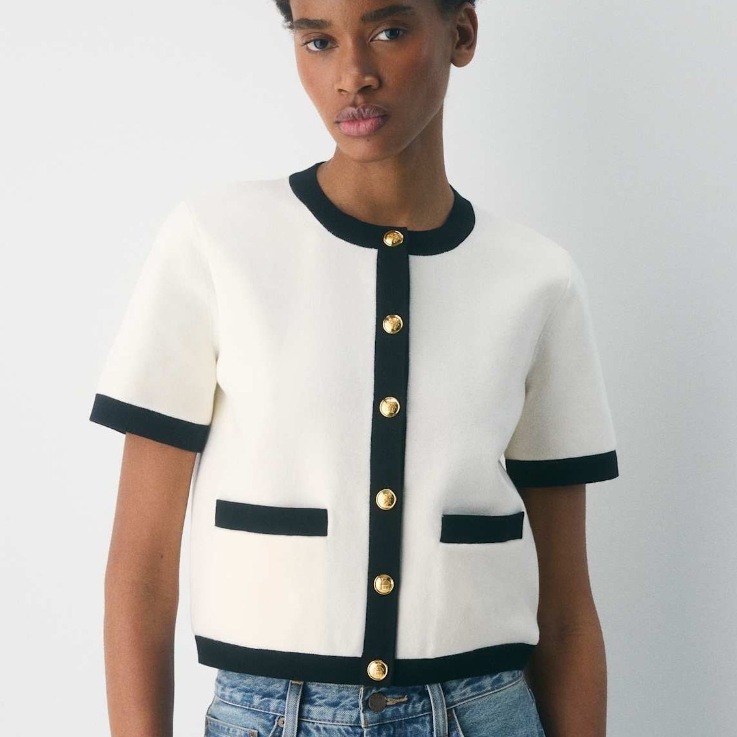 Babaton (Aritzia) Contrast Cream with Black Trim Knit Cardigan Size M