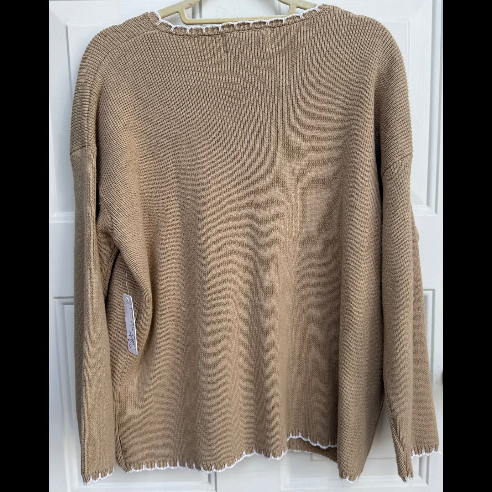 Six/Fifty Contrast Stitch V-Neck Sweater Size  Small