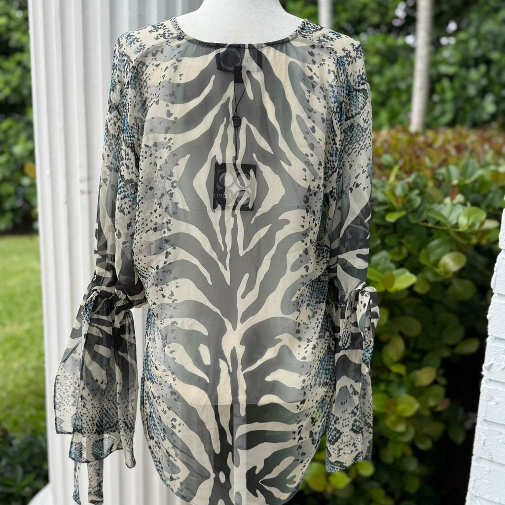 Analili Animal Print V-Neck Blouse NWT Size Large