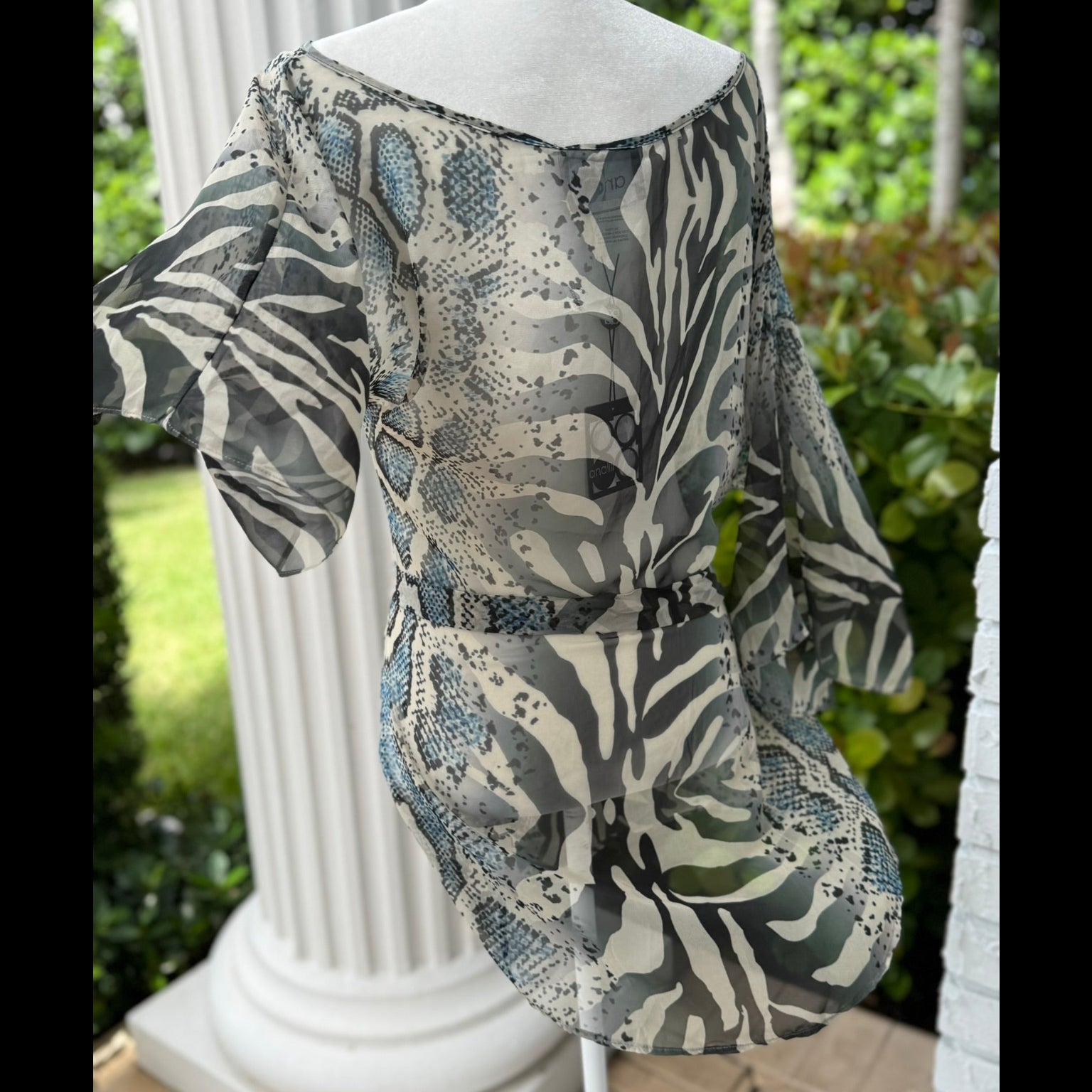 Analili Printed Sheer Tie-Waist Blouse Size XS