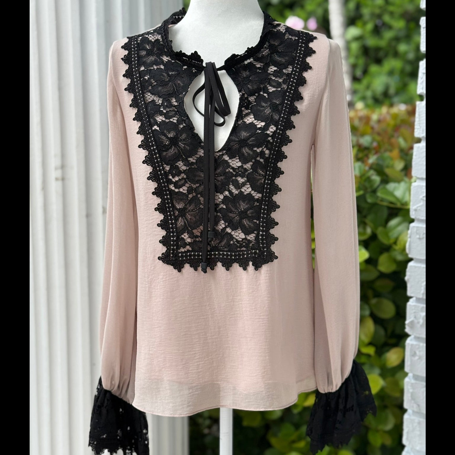 Analili Blush Pink Lace Trim Blouse NWT Size XS