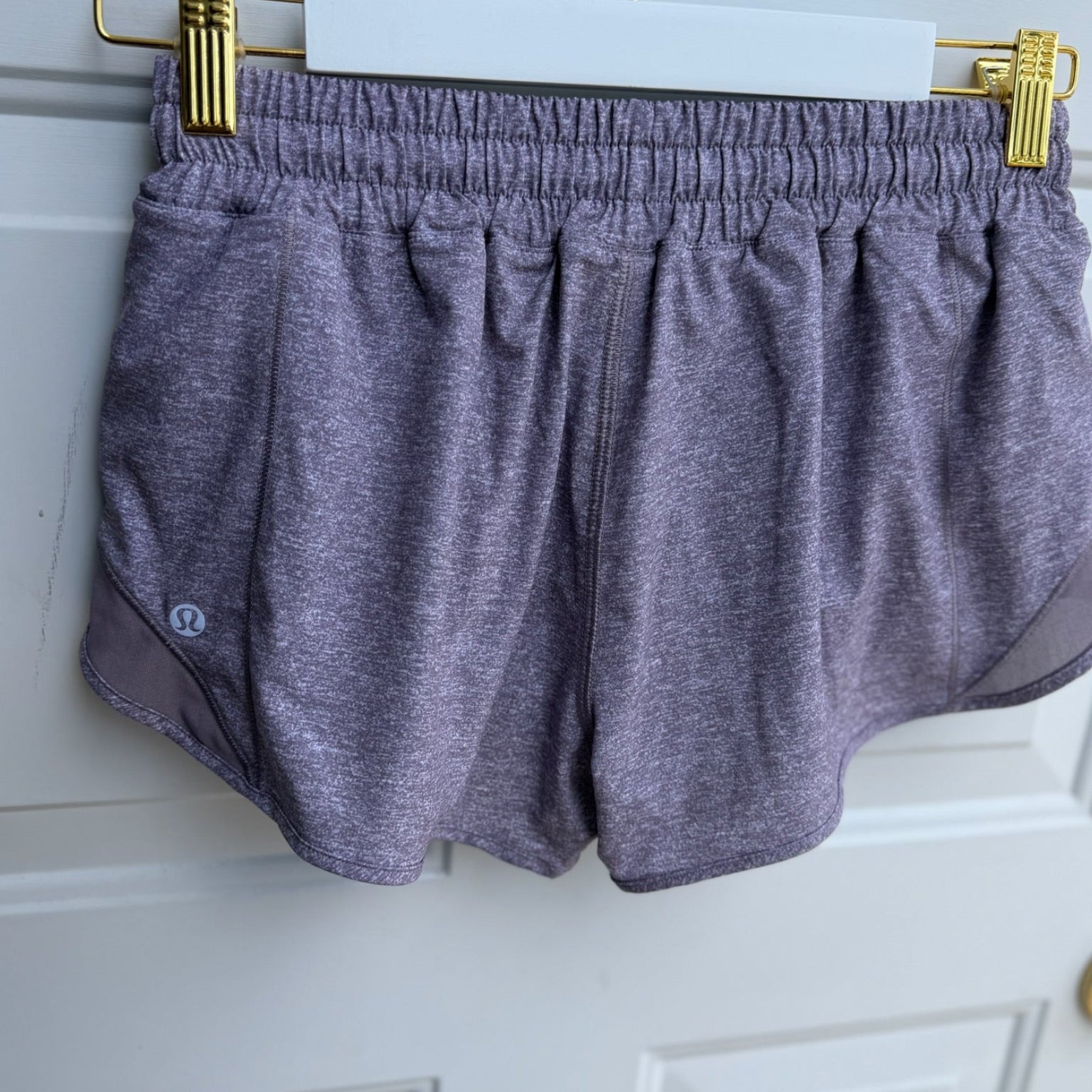 Lululemon Hotty Hot Short II *2.5" Size 6