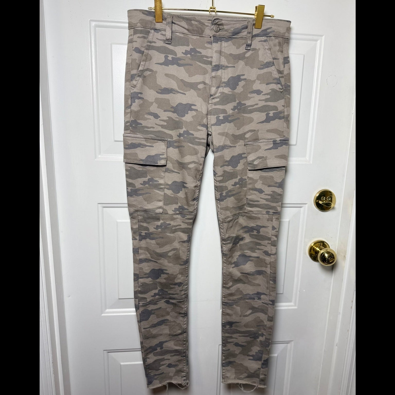 Joe's Jeans Camo Cargo Pants Size 27
