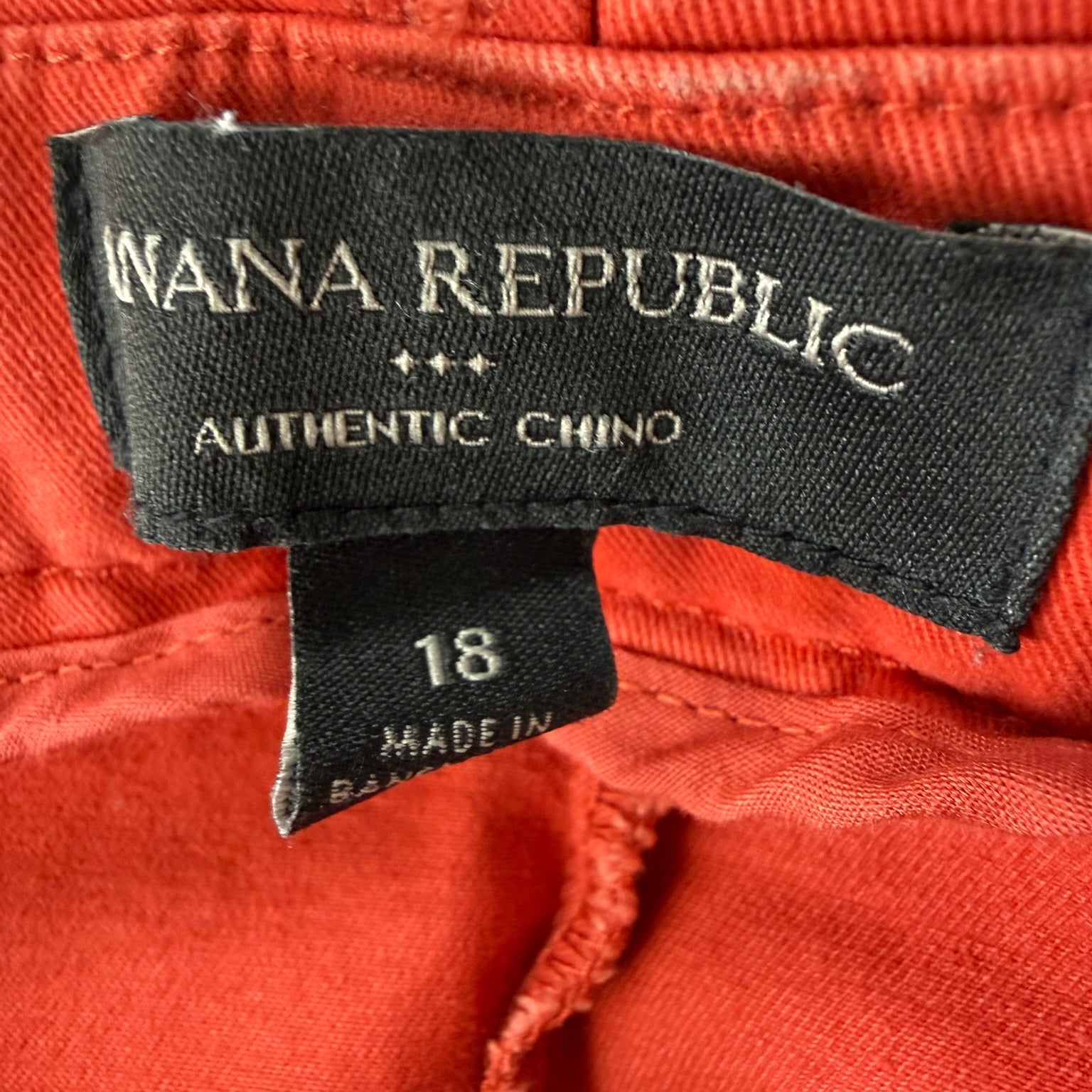 Banana Republic Red Chino Sorts Size 18
