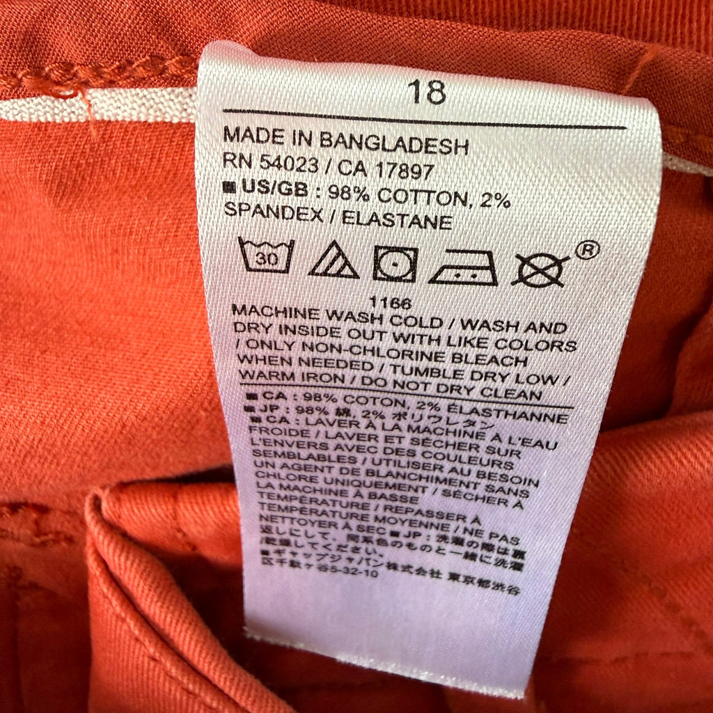 Banana Republic Red Chino Sorts Size 18
