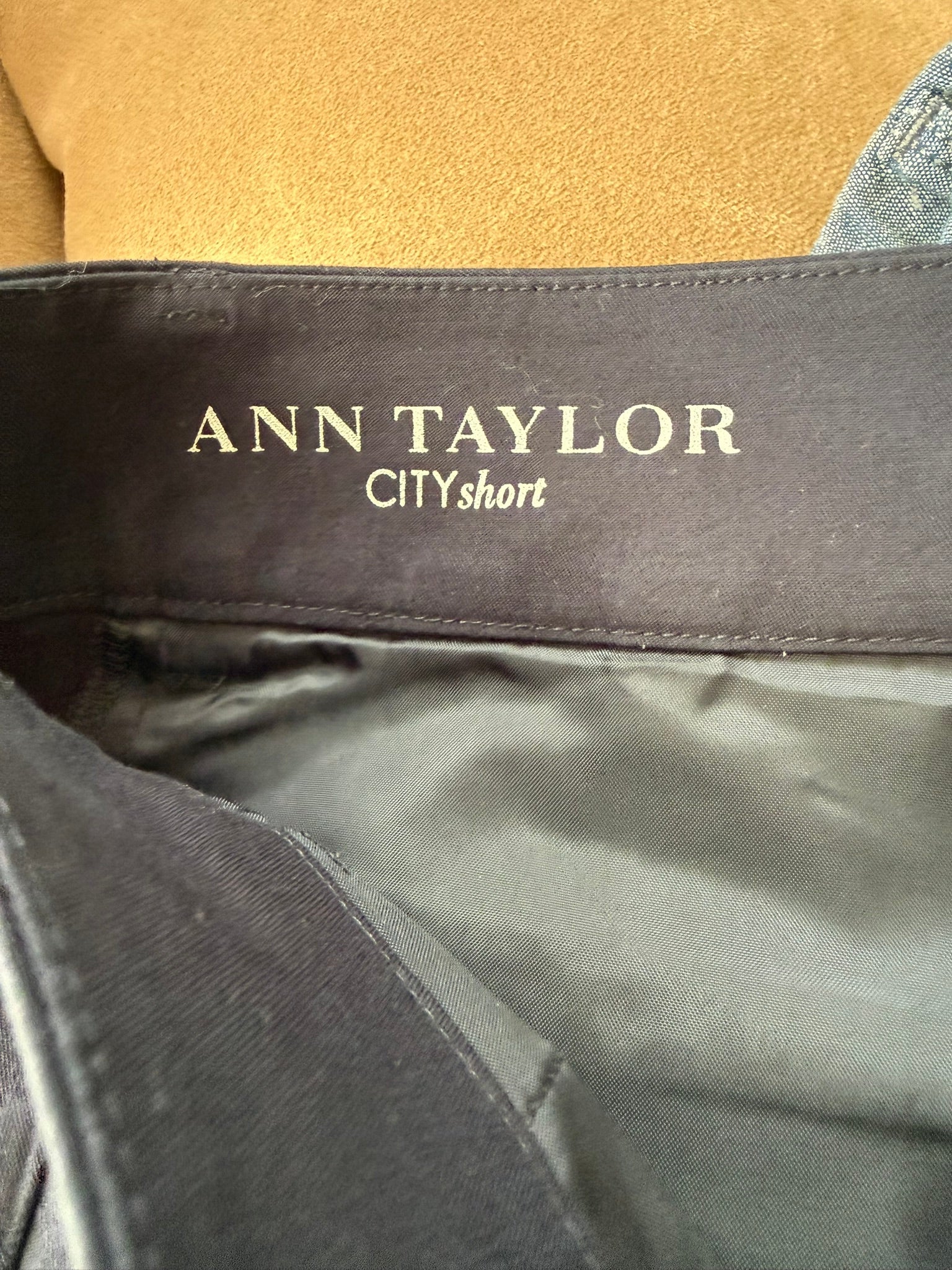 Ann Taylor Navy City Shorts Size 6