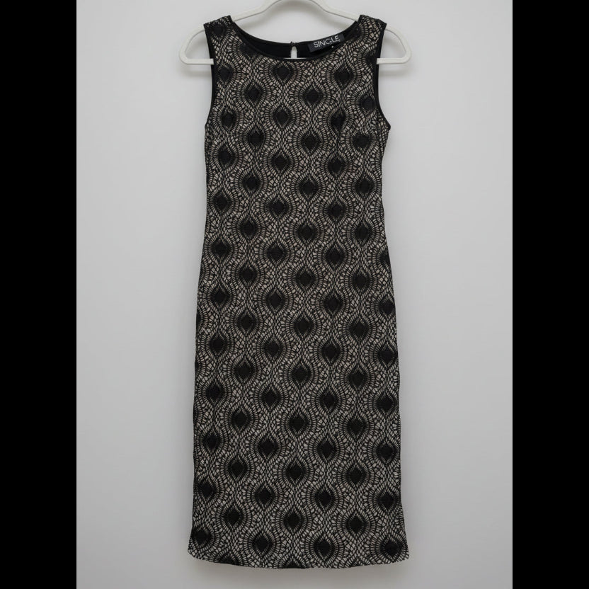 Single Los Angeles Crochet Overlay Sheath Dress Size Small