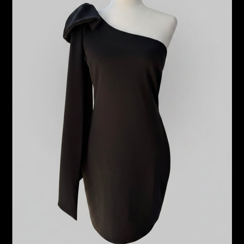 Blue Blush One-Shoulder Black Dress Size Large