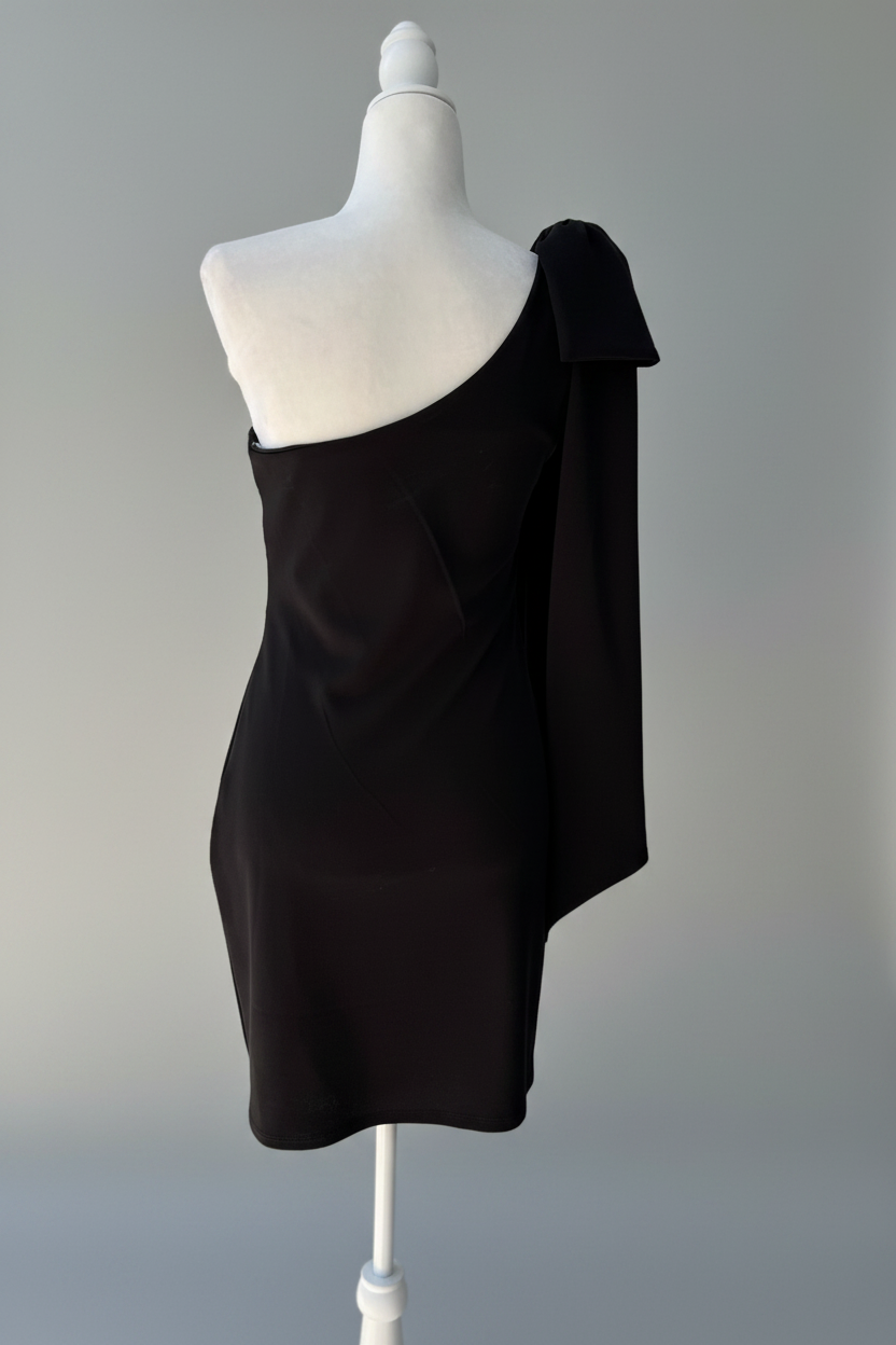 Blue Blush One-Shoulder Black Dress Size Large