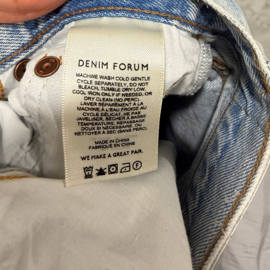 Denim Forum Farrah High Rise Wide Leg Jeans – Light Wash, Size 26