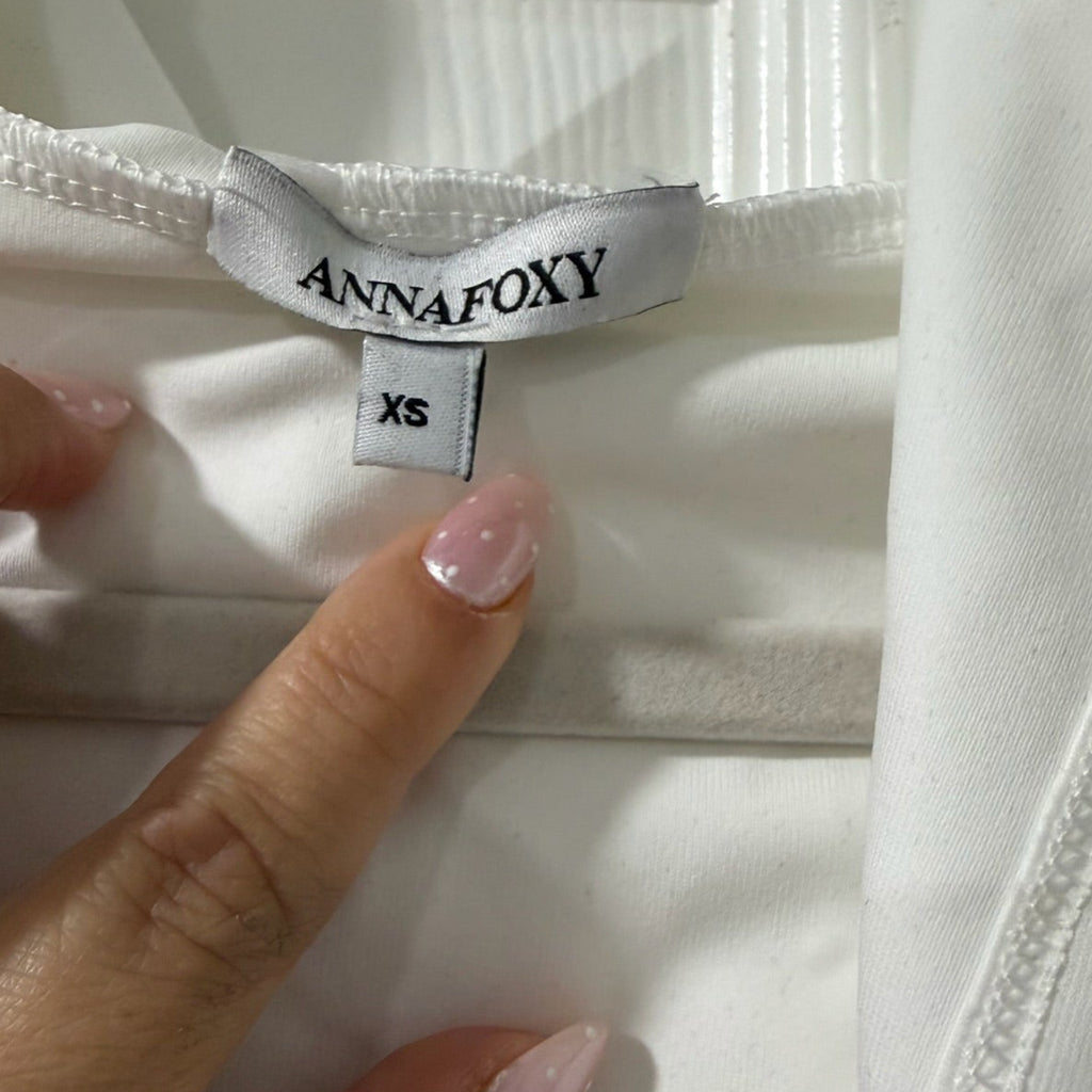 Annafoxy Allure Deep- V White Bodysuit Size XS