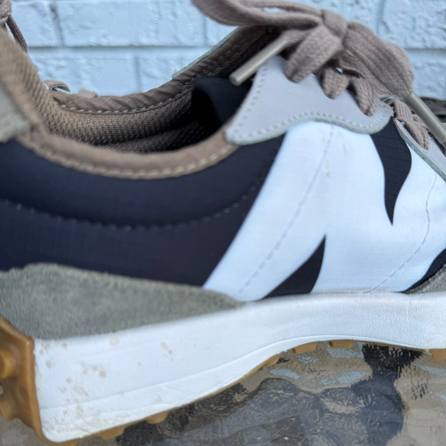 New Balance x Figs 327 Sneaker Size 7.5