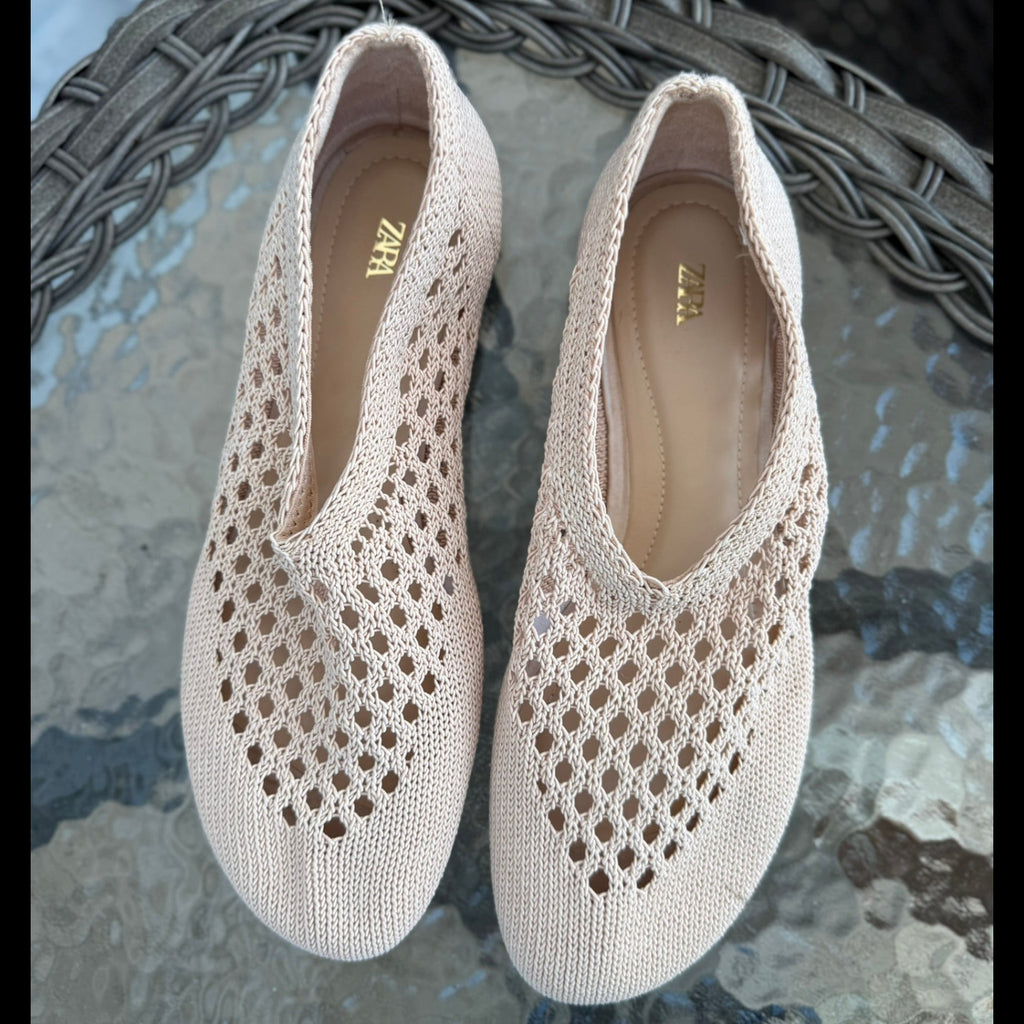 Zara Beige Knit Mesh Flats Size 38 (7.5)