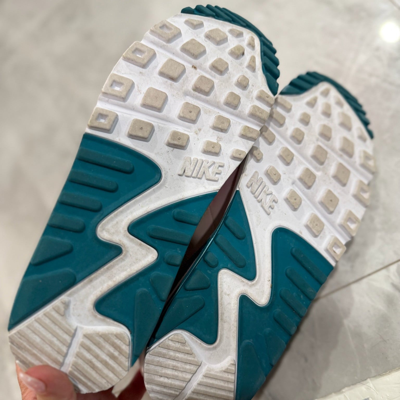 Nike Air Max 90 Sneakers Size 8.5