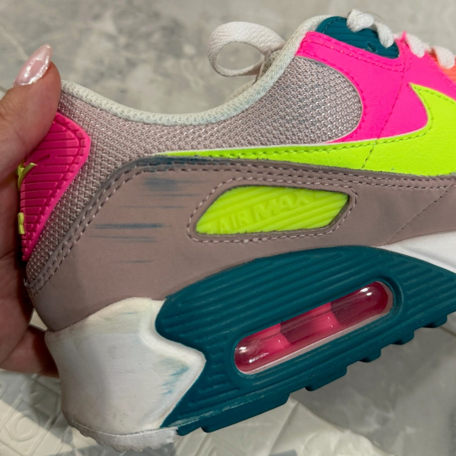Nike Air Max 90 Sneakers Size 8.5