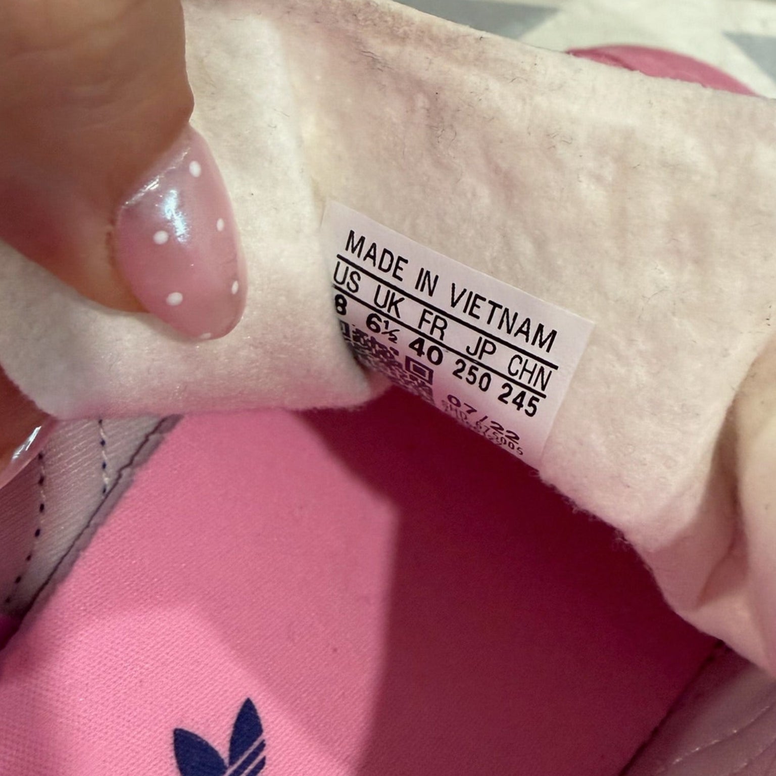 Adidas Gazelle Pink Suede Sneakers Size 8