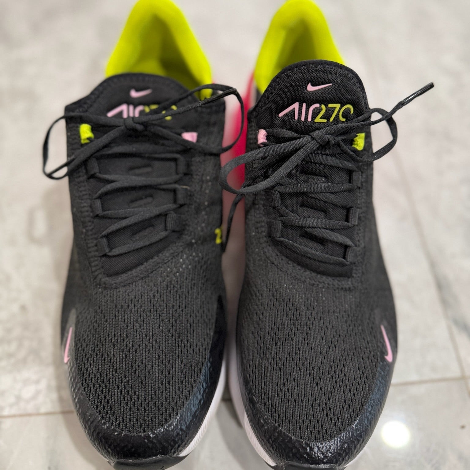Nike Max 270 Sneakers Size 8.5
