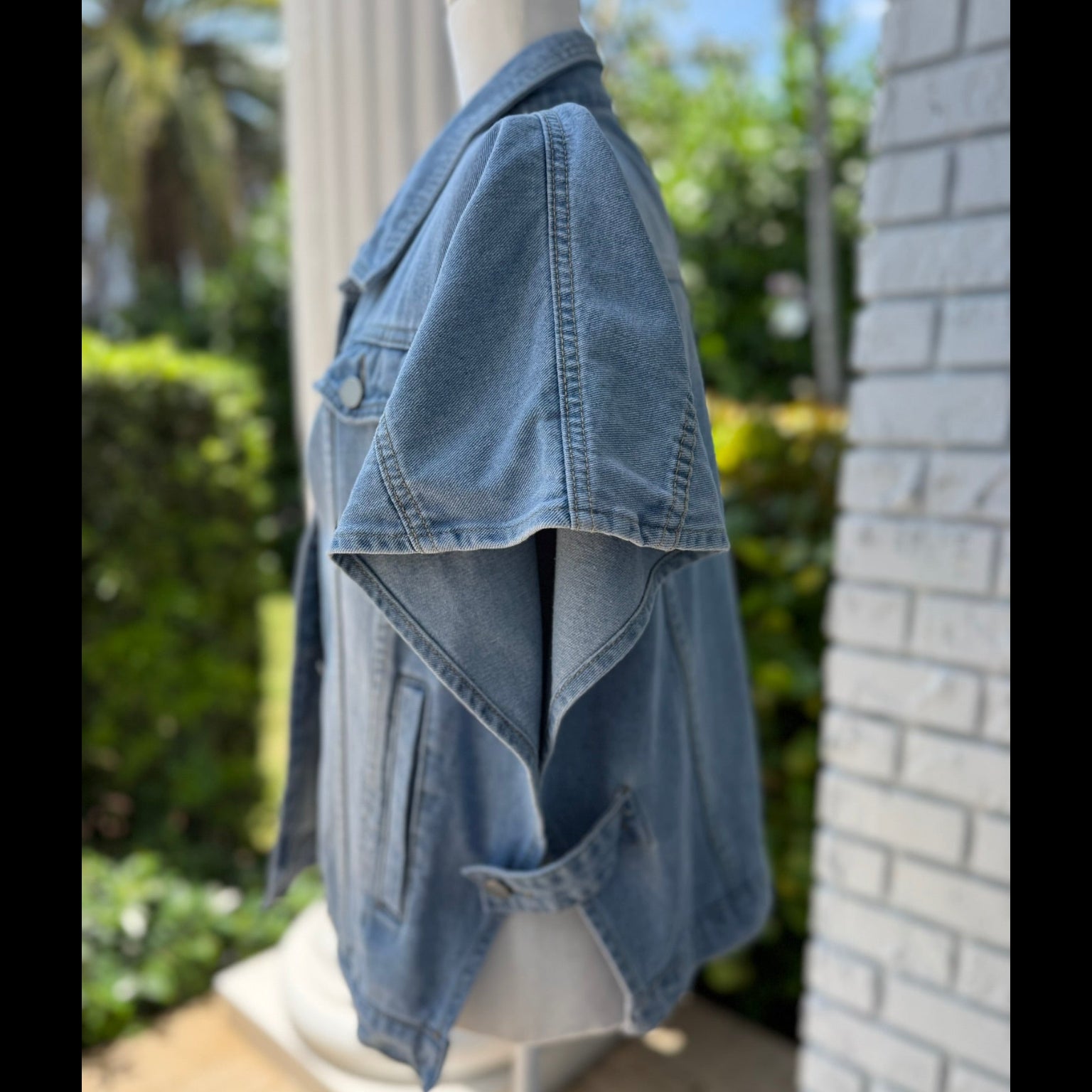 Scacto Sleeveless Denim Jacket and Cut out Pants Set Size Small