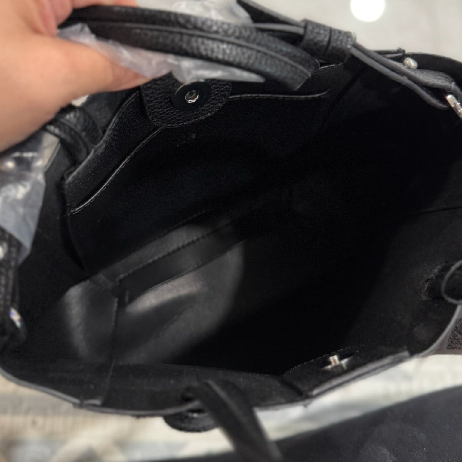 Mango (MNG) textured Faux Leather Tote Bag