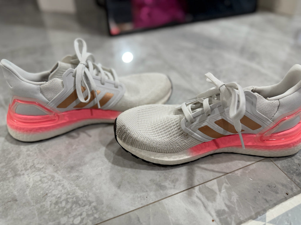 Adidas Ultra Boost 20 Running Shoes Size 8