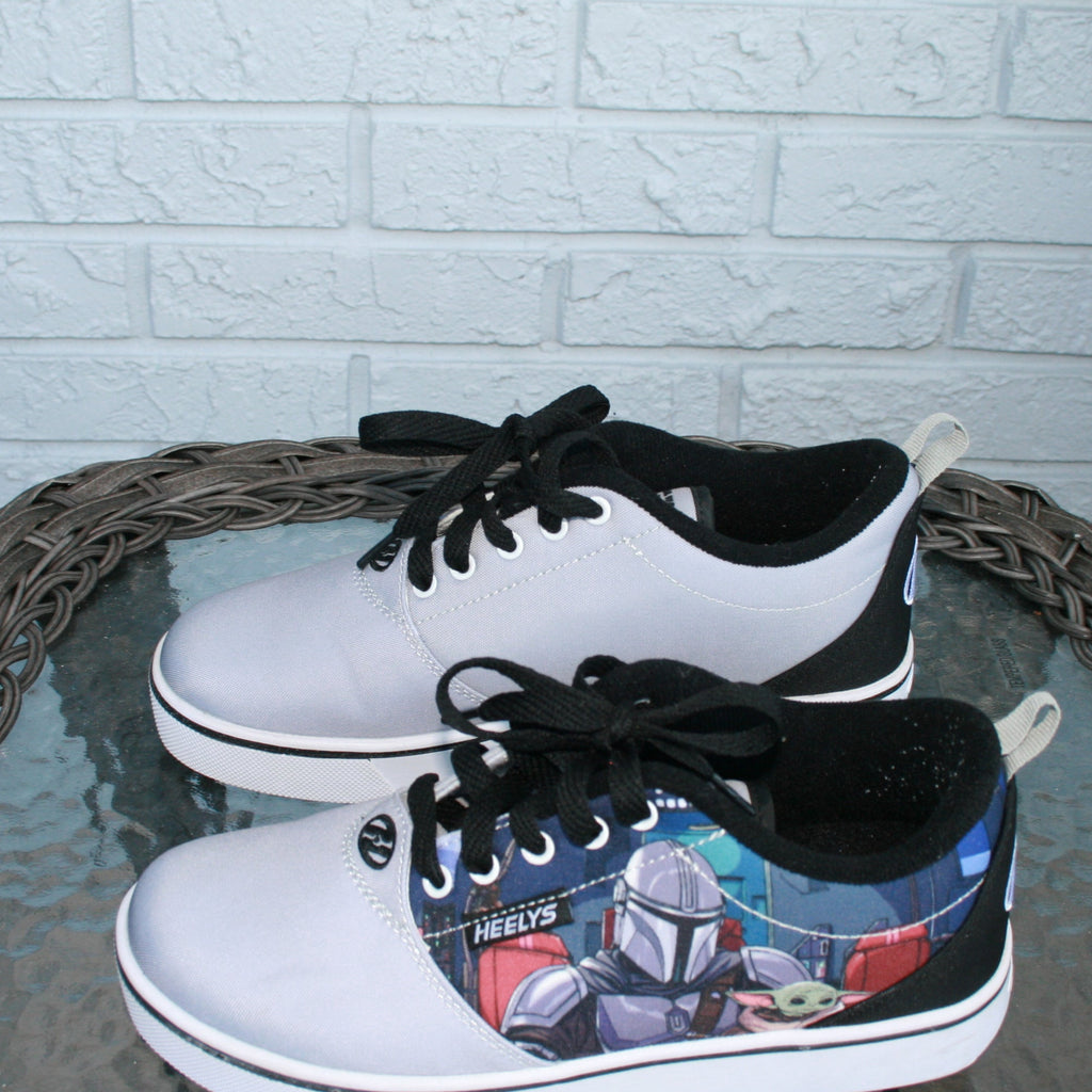 Heelys Star Wars The Mandalorian Sneakers Size YTH 6 (Est: US Women's 7.5-8)
