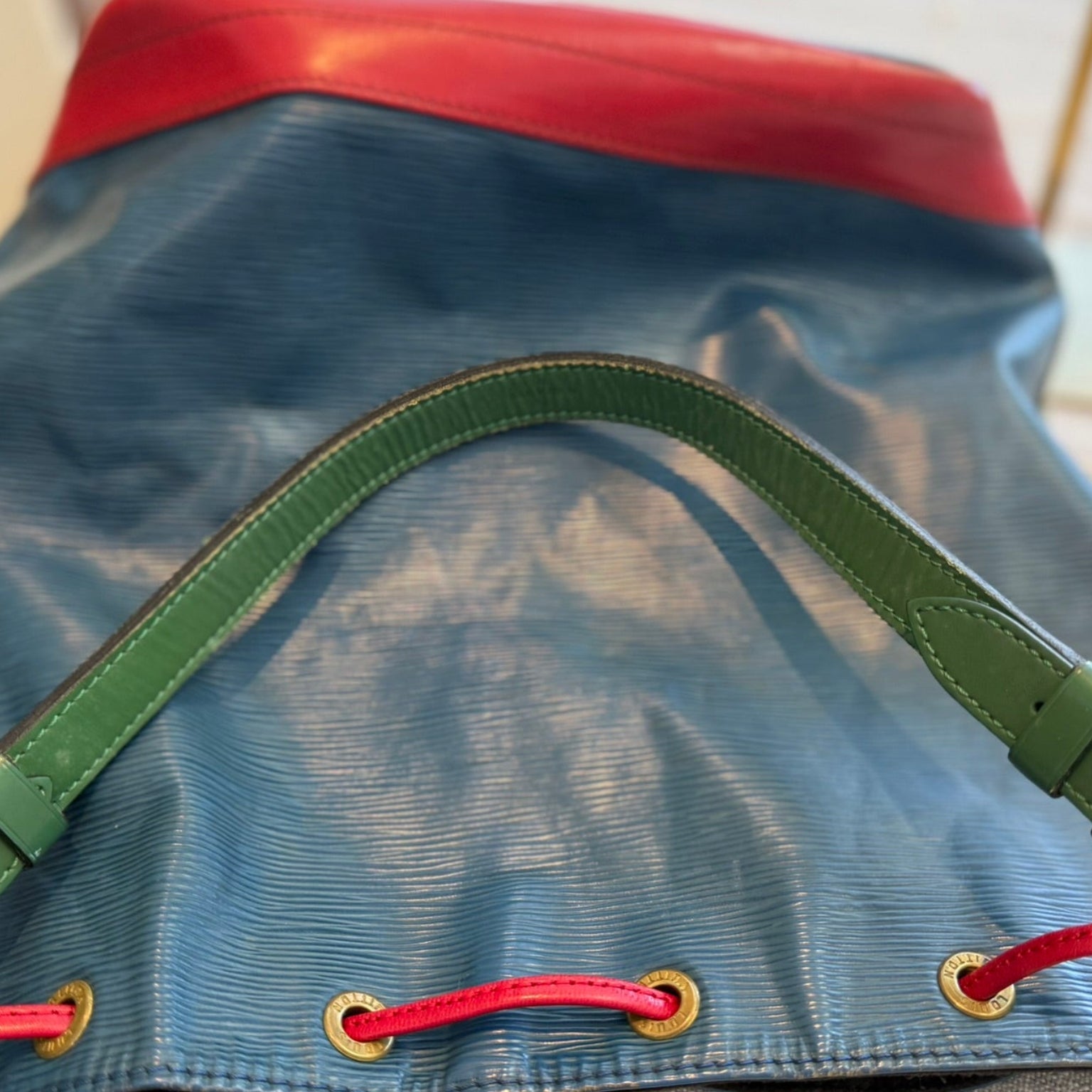 Louis Vuitton Epi Leather Noe Bucket Bag
