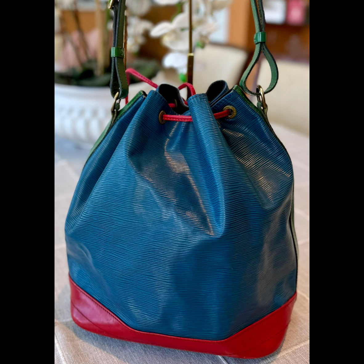 Louis Vuitton Epi Leather Noe Bucket Bag
