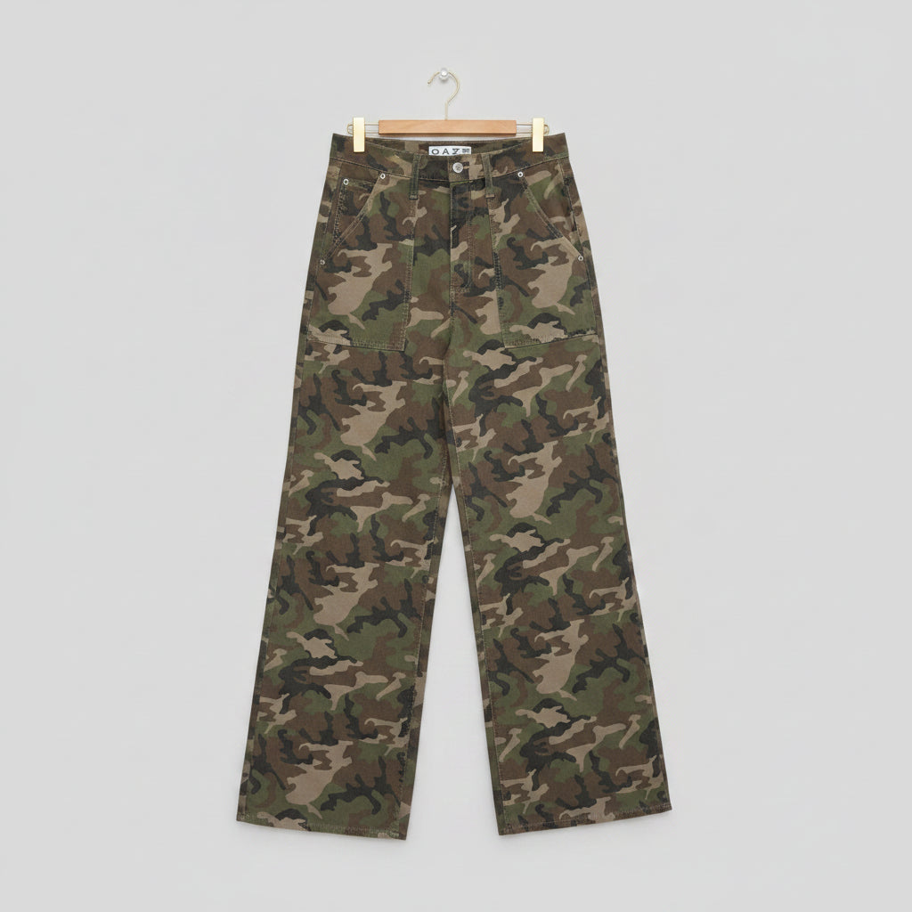 Daze FarOut Camo Patch Pocket Jeans Size 27