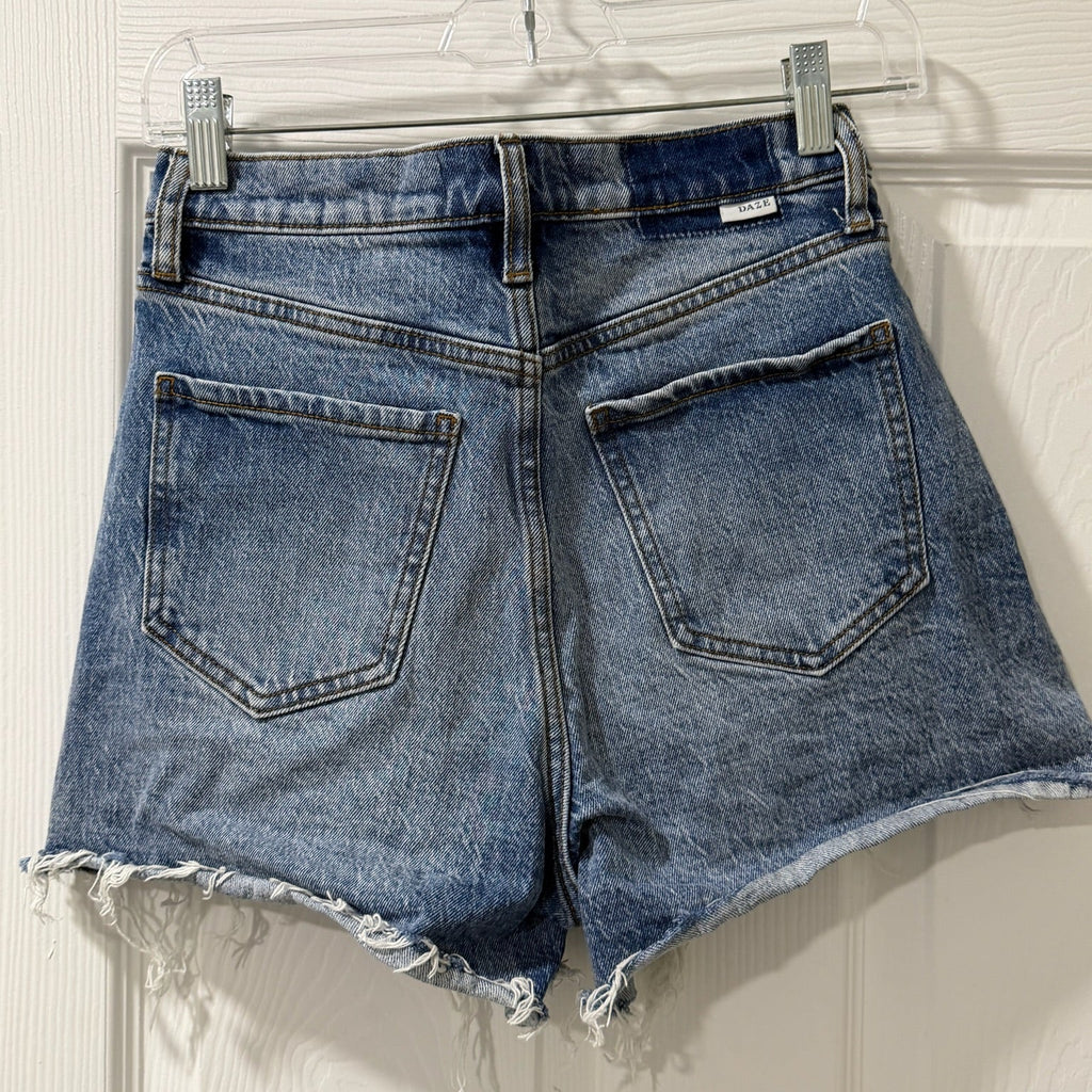 Daze Denim High Rise Distressed Shorts – Medium Wash, Raw Hem, Size 25
