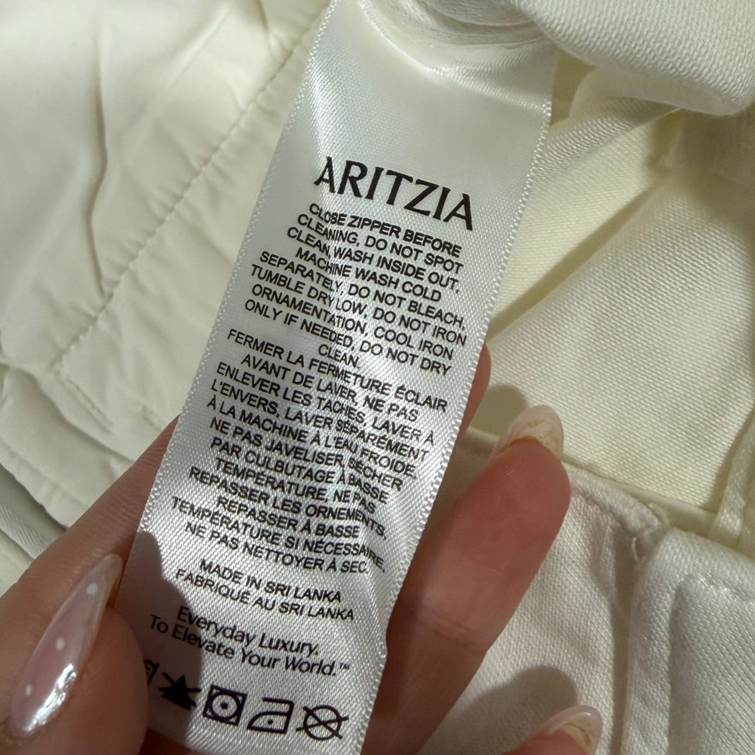 Aritzia TNA Surplus Division Cream Cargo Skirt Size 10