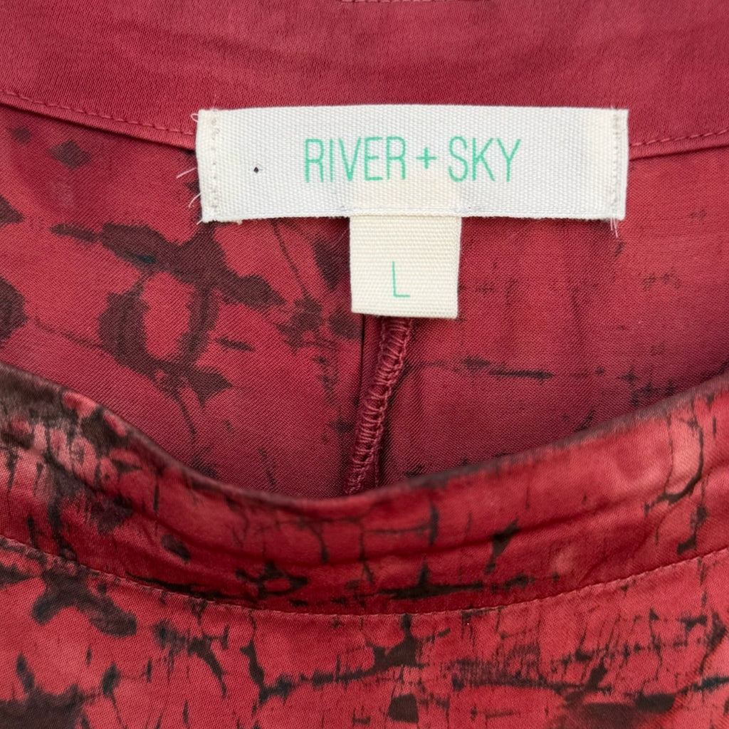 River & Sky Crinkle Print Satin Top Size L
