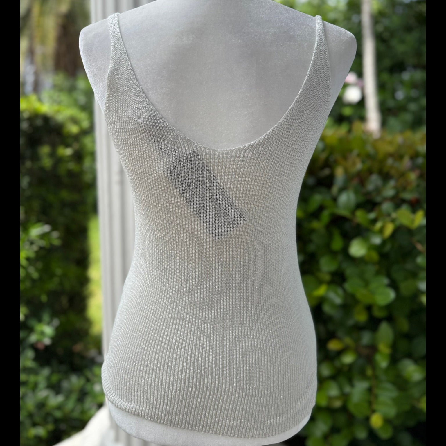 New Collection Shimmering Silver Metallic Knit Tank Top Size Small
