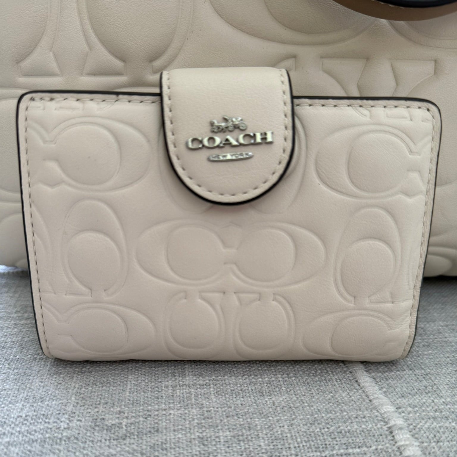 Coach Medium Corner Zip Wallet