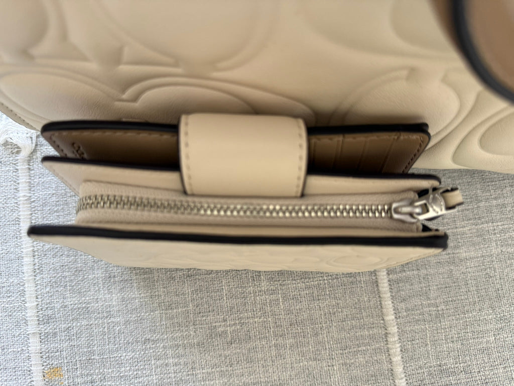 Coach Medium Corner Zip Wallet