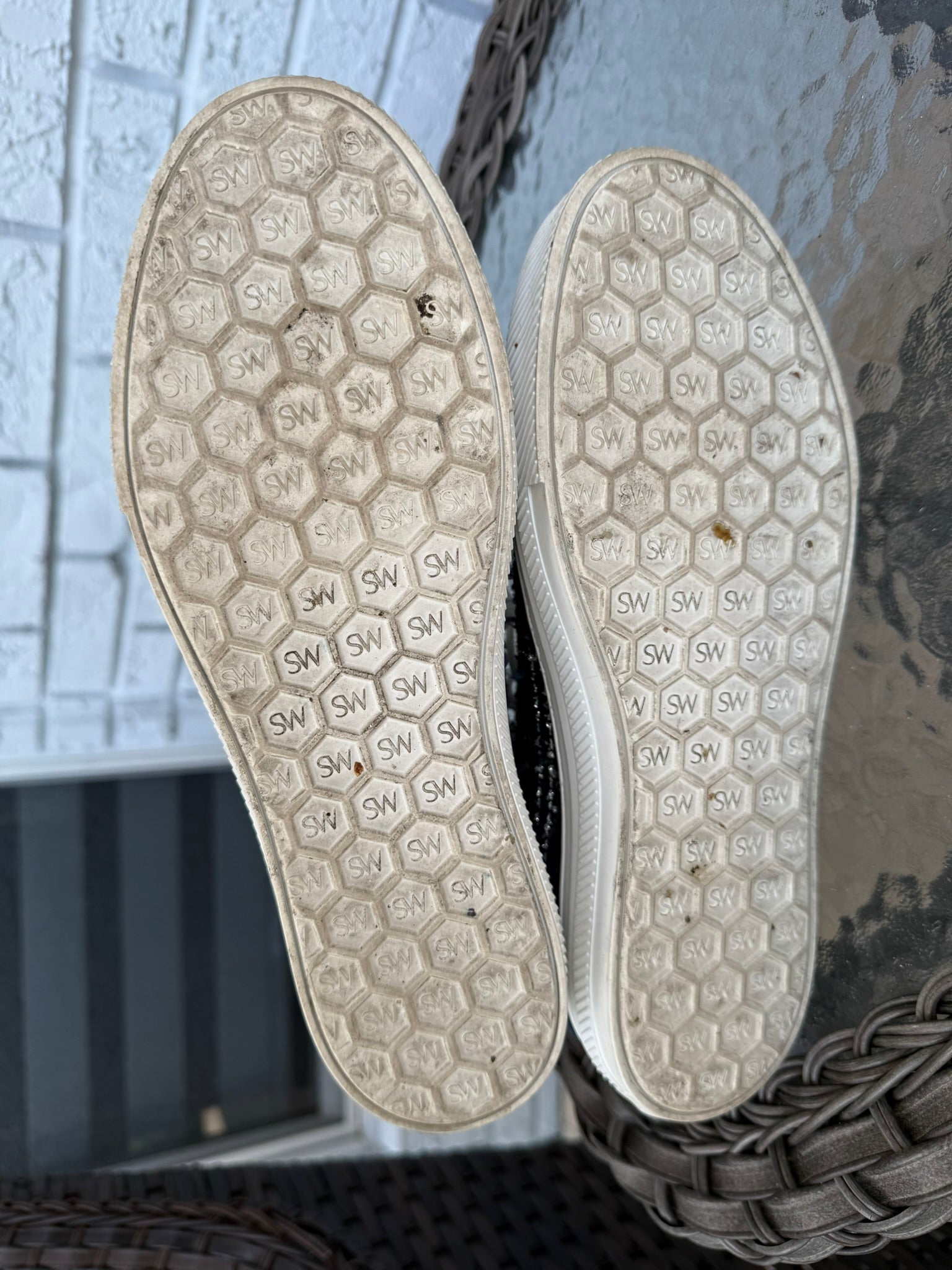 Stuart Weitzman Tweed Pearl High-Top Sneakers Size 39 (US 8.5)