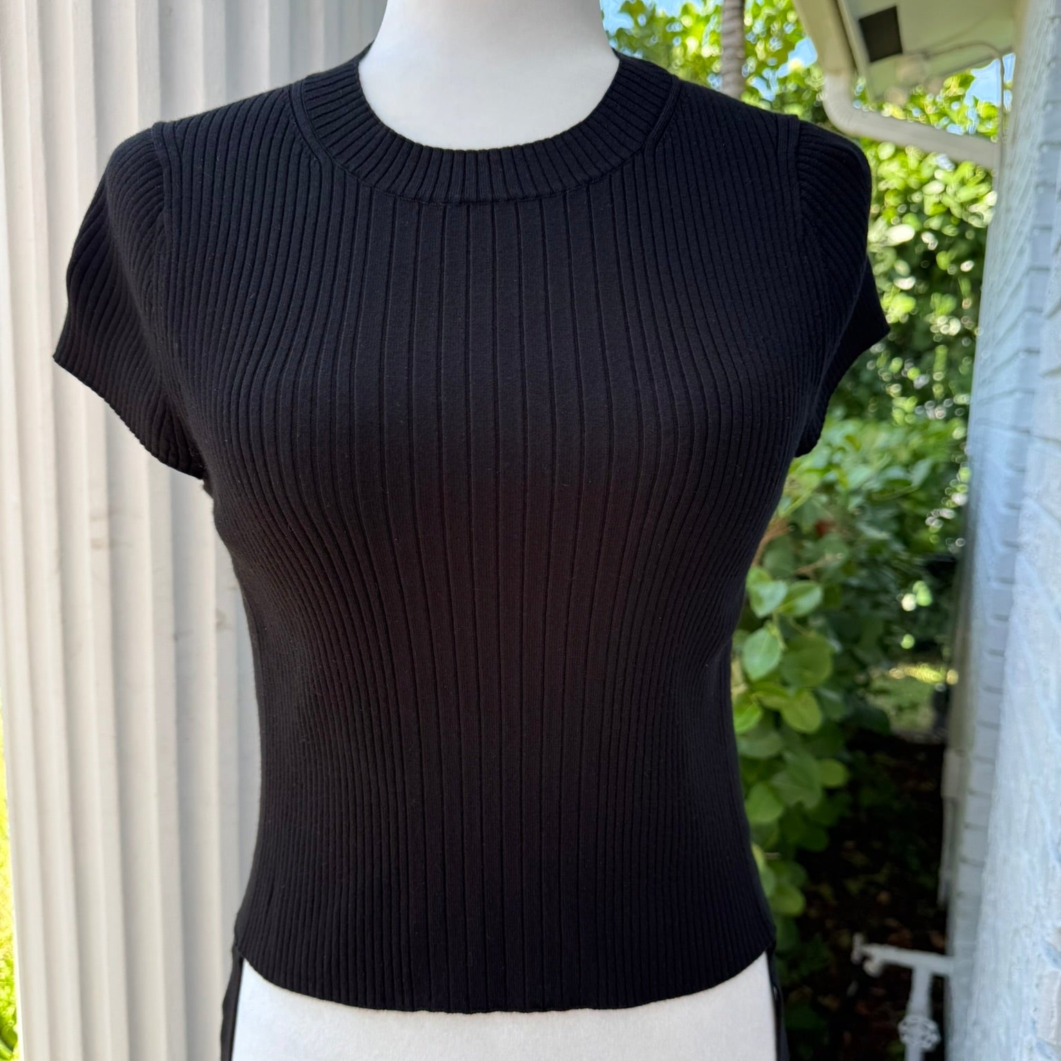 AllSaints Ribbed Short Sleeve Top Size Medium