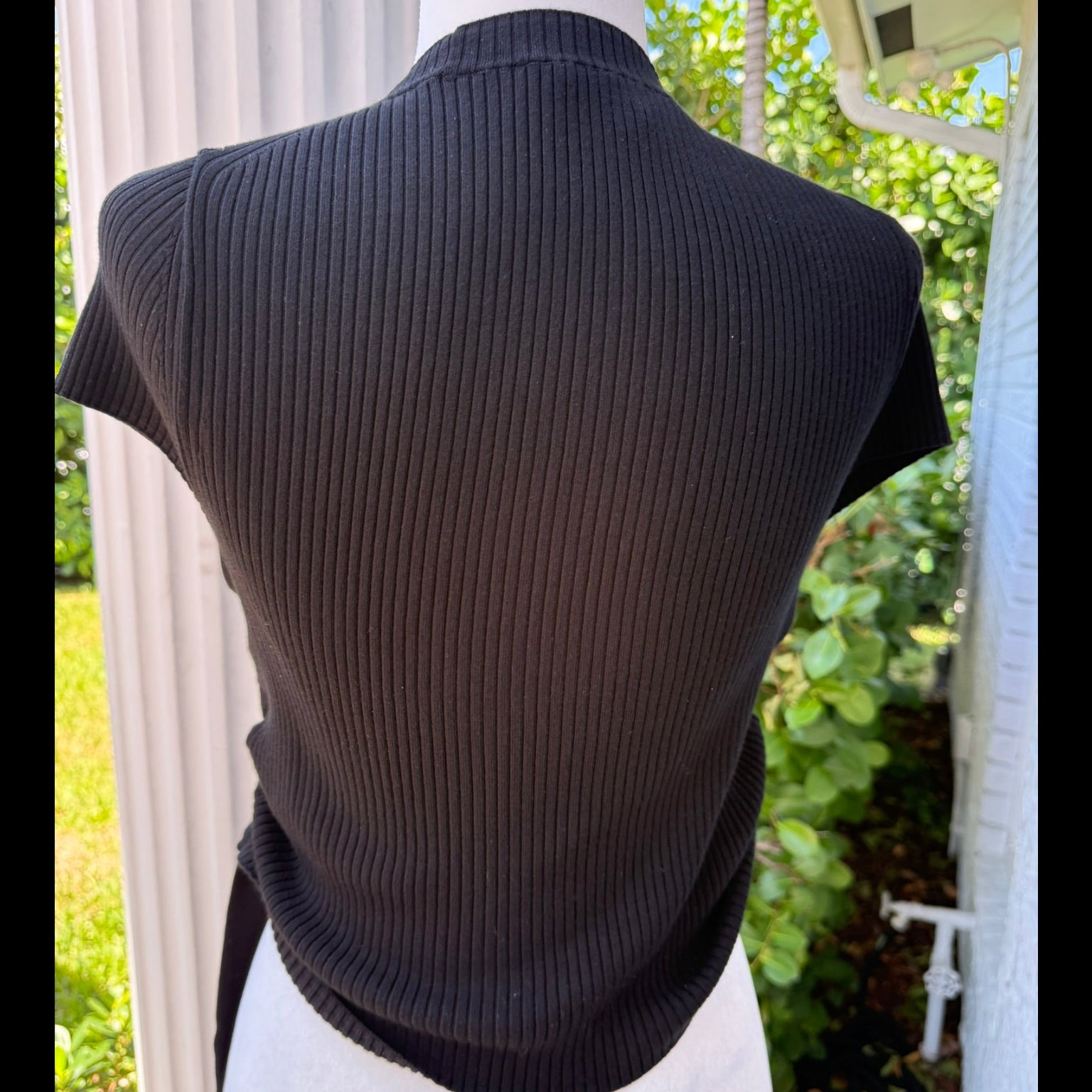 AllSaints Ribbed Short Sleeve Top Size Medium