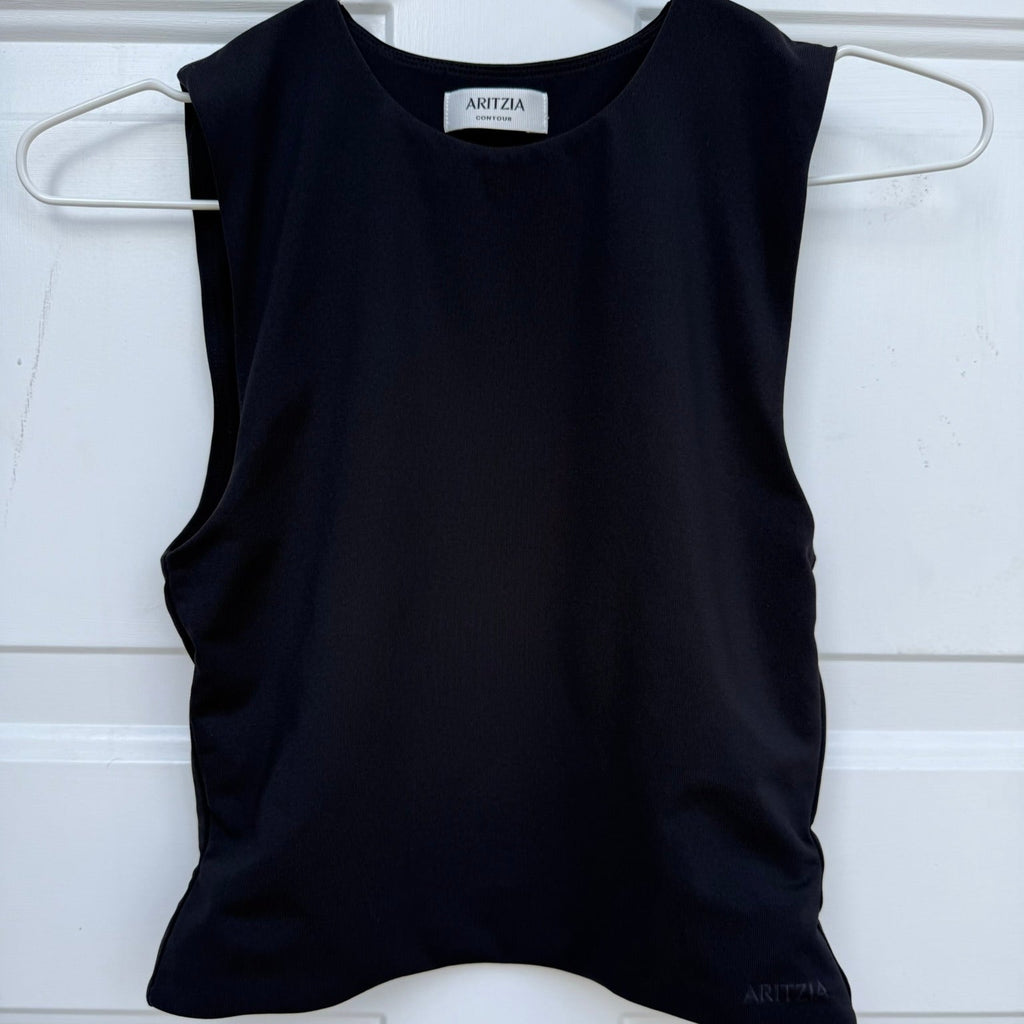 Aritzia Contour Sculpting Sleeveless Top Size Small