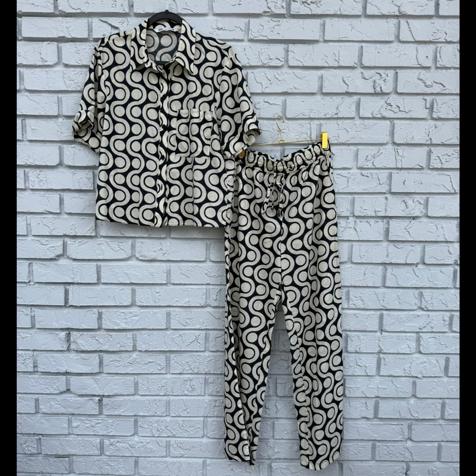 Zara Graphic Print Coordinated Set Size Small