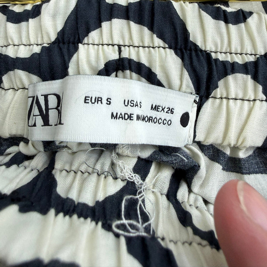 Zara Graphic Print Coordinated Set Size Small