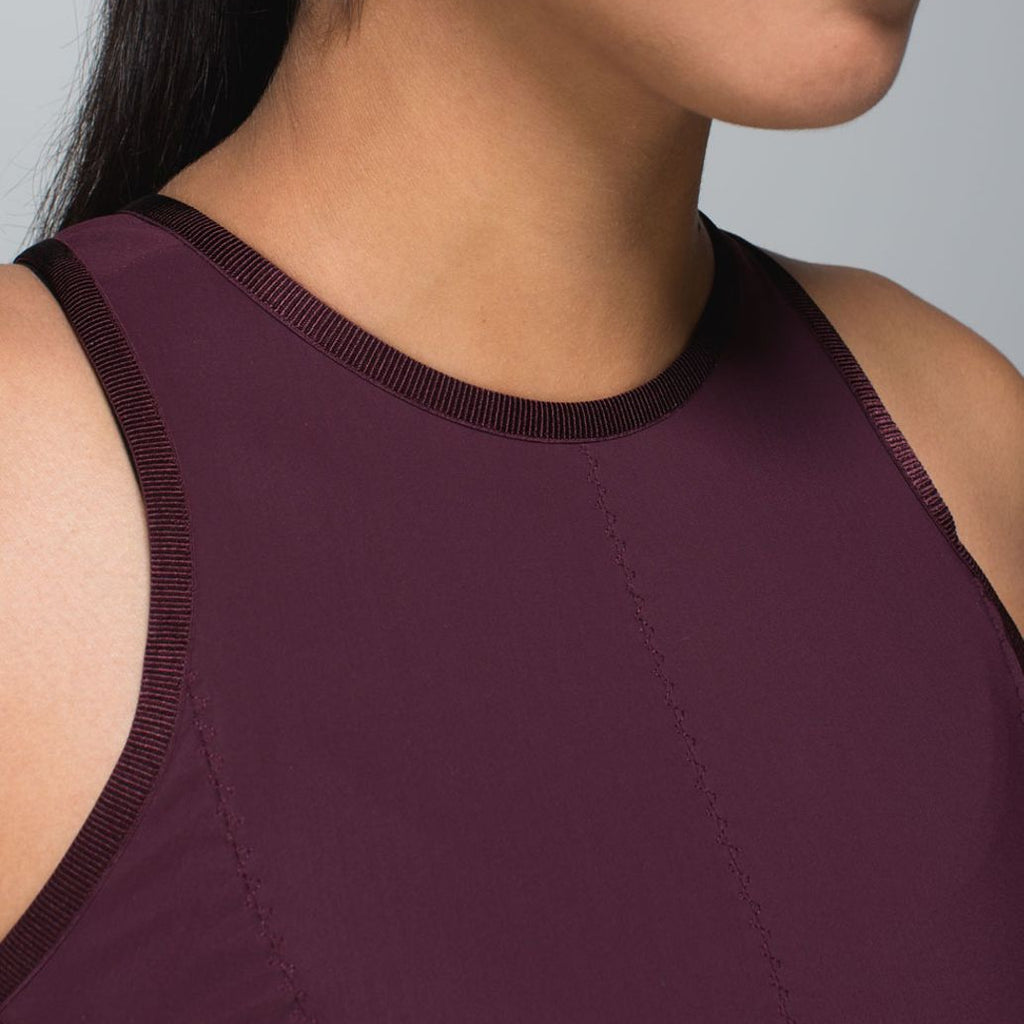 Lululemon Here To There Dress Size 6- Bordeaux Drama