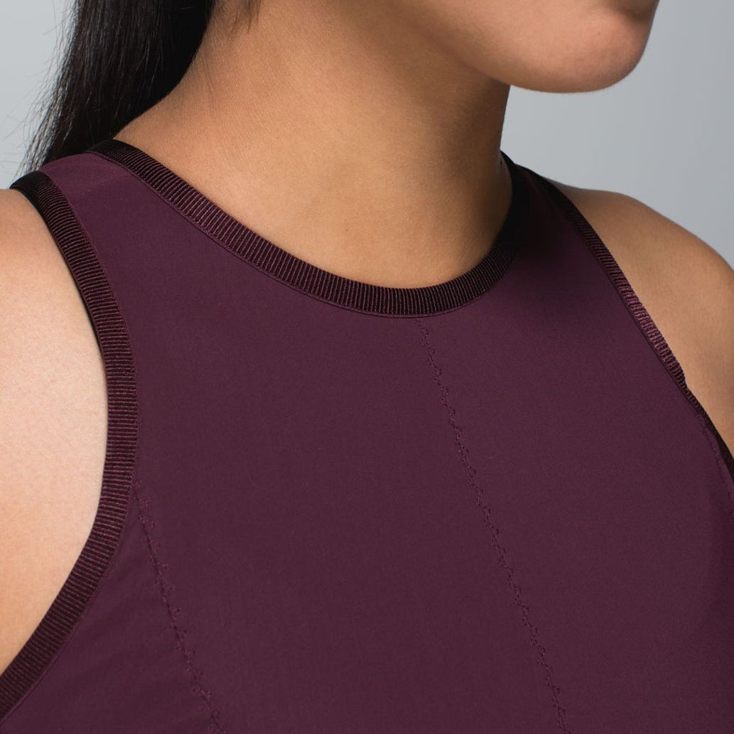 Lululemon Here To There Dress Size 6- Bordeaux Drama
