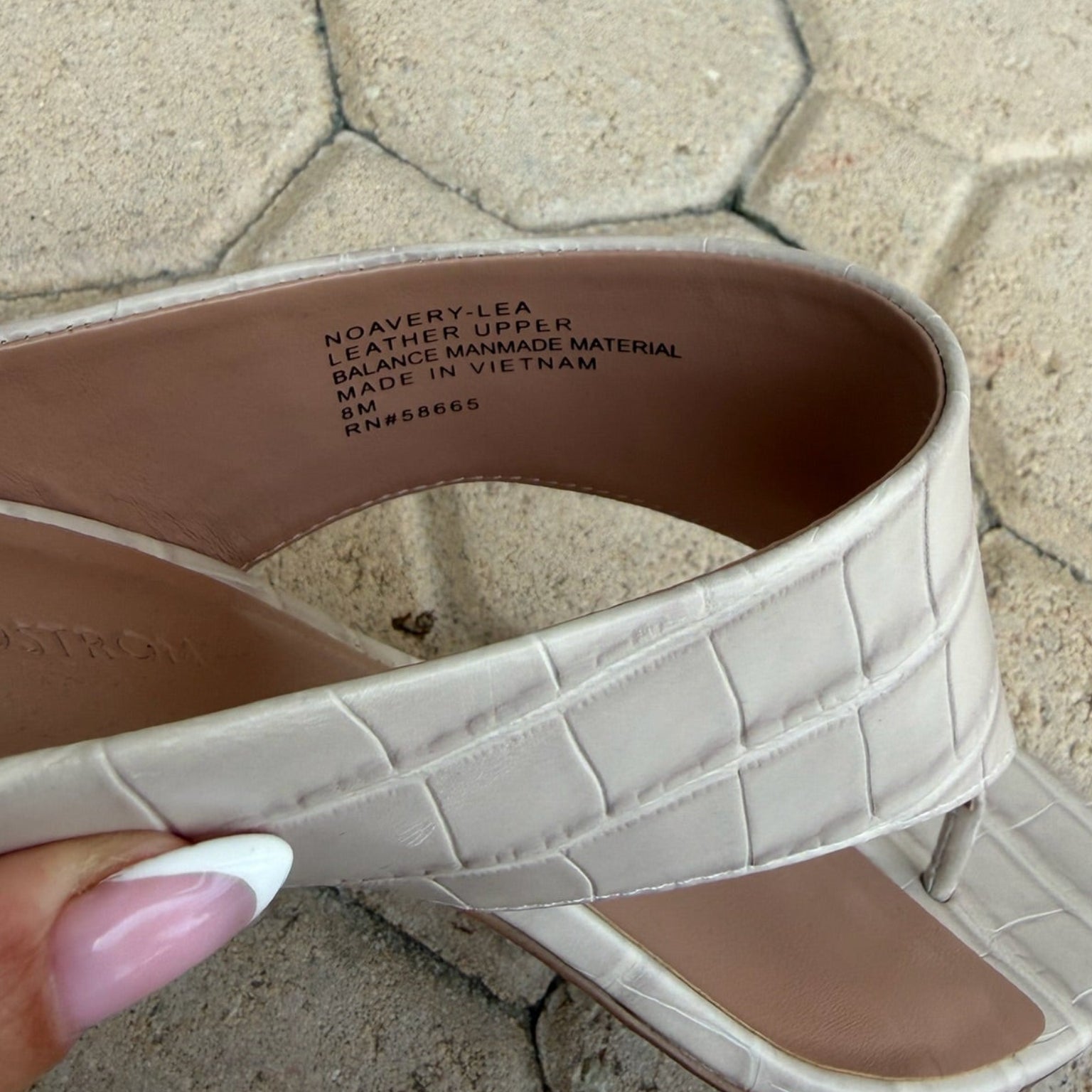 Nordstrom Croc-Embossed Thong Heeled Mules Size 8 | Women's Leather Slide Sandals