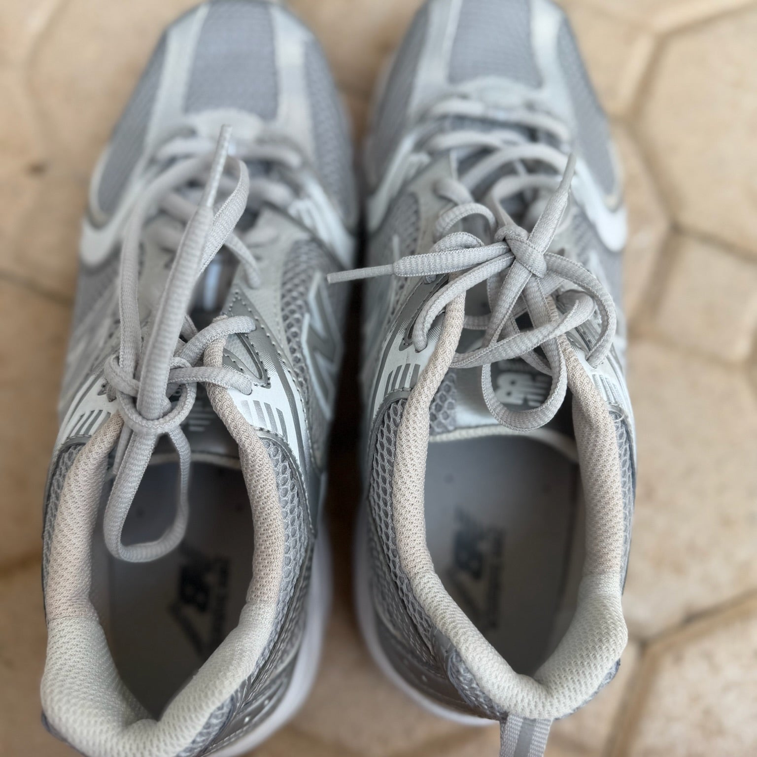 New Balance 530 Silver Metallic Sneakers Size 8 | Women's Retro Running Shoes