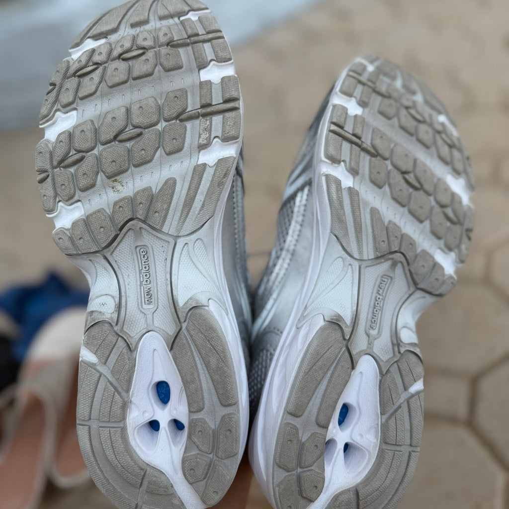 New Balance 530 Silver Metallic Sneakers Size 8 | Women's Retro Running Shoes