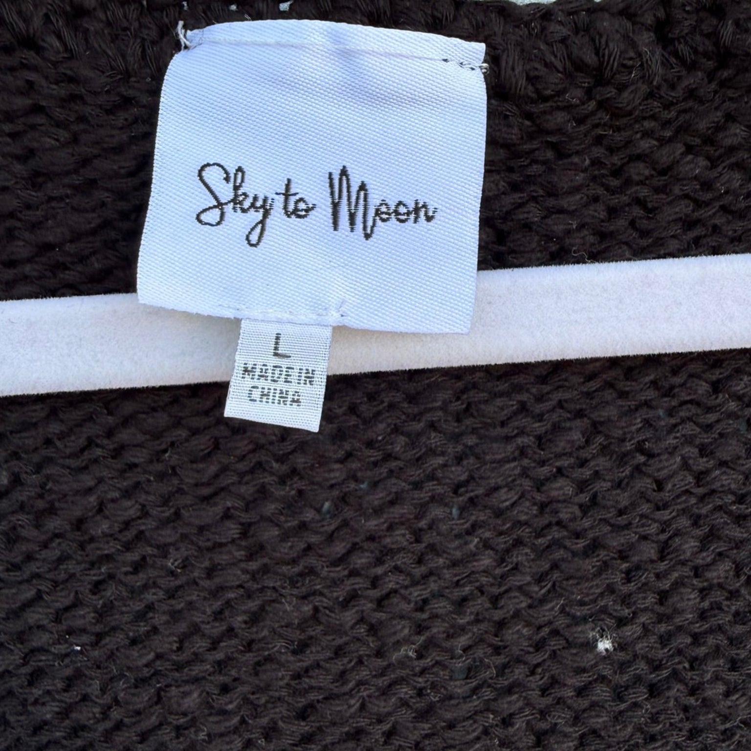 Sky to Moon Gina Sleeveless Knit Top Black Size Large