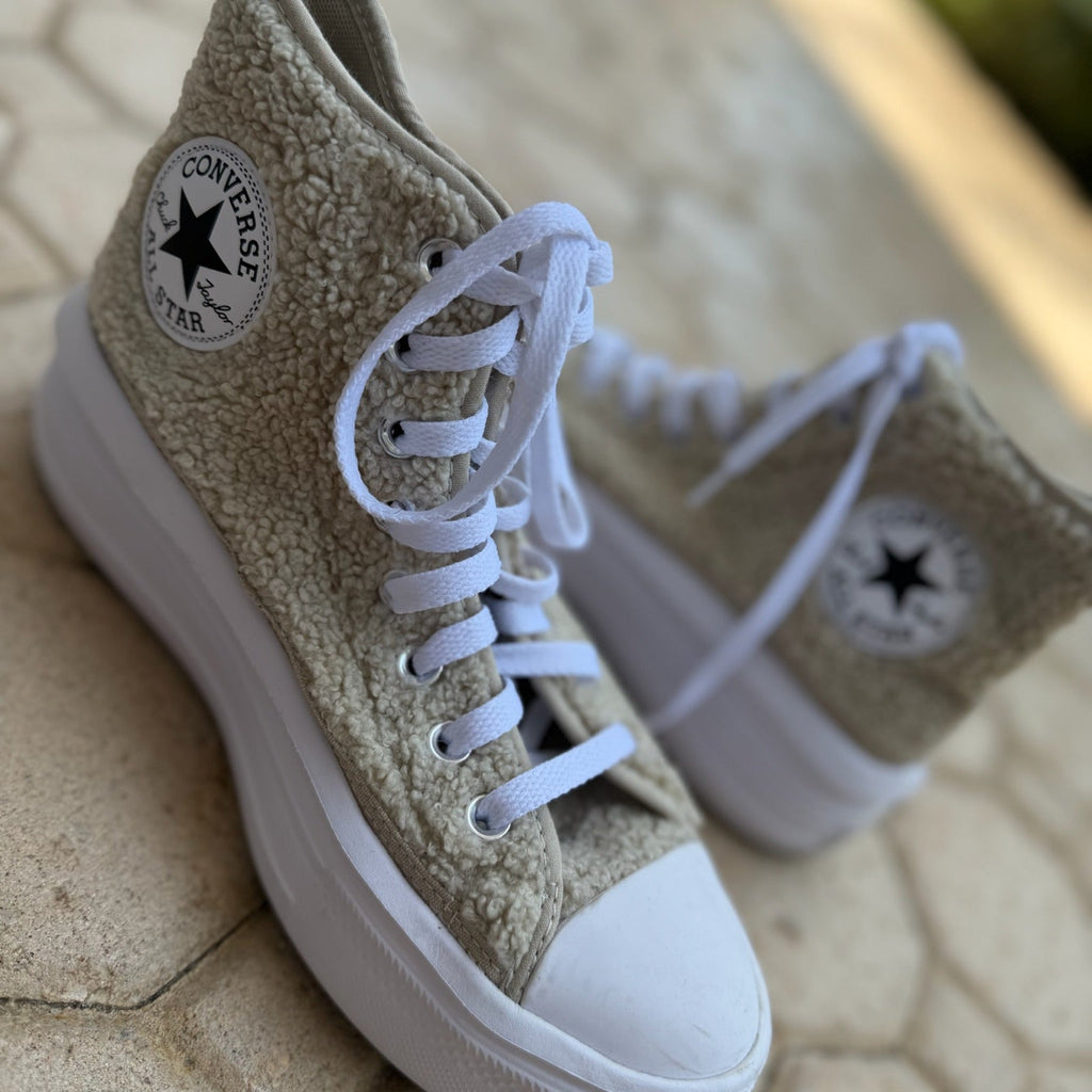 Converse Chuck Taylor All Star Move Platform Sherpa High Top Sneakers Size Kids 5.5/Women's 7